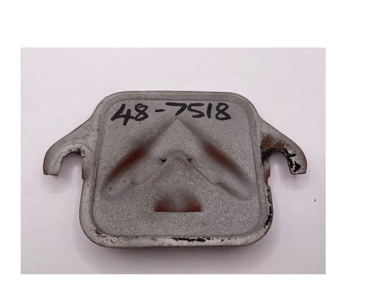 Clutch housing inspection cover 48-7518 (second hand) for Ford Early V8 1933 to 1948 and Ford Pick Up 1933 to 1947.&nbsp;