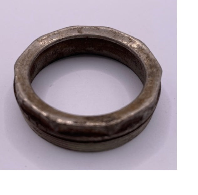 Gas gauge outer nut A9330S/H (second hand), used but still serviceable.   Outer nut for the Ford Model A 1928 t