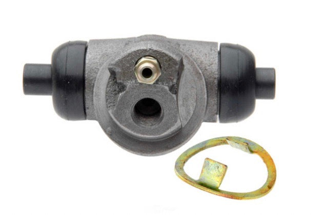 Drum Brake Wheel Cylinder WC37535 (Rear) Buick Skyhawk 1982-1987, Chevrolet Cavalier 1982-1987, Oldsmobile Cutlass Ciera 1982, Firenza 1982-1987.  Pontiac Grand Am 1985-1987, Sunbird 1986-1987