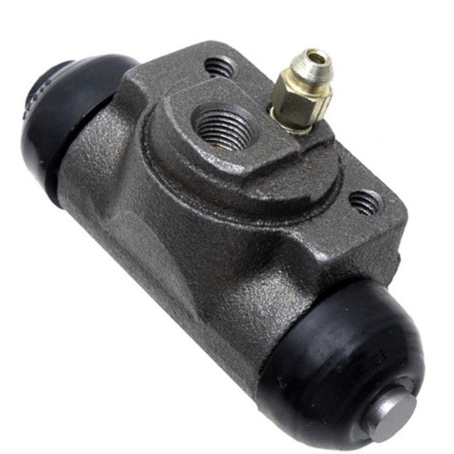 Drum Brake Wheel Cylinder (Rear) WC37564 18E190 (Chrysler Daytona 1990-1993, Sebring (1996-2000), Town & Country 1982-1988).  Dodge Charger 1985-1987, Neon 1995-1999, Shadow 1987-1994